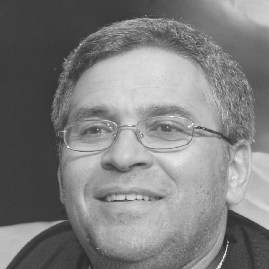 Retrato profesional del coordinador académico de nutrición